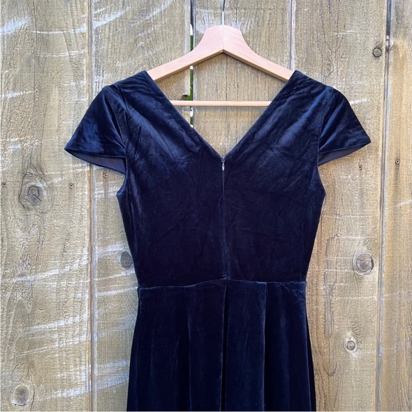 Navy Blue Velvet Deep V-Neck Cap-sleeve Maxi Dress 🌿 - Picture 6 of 12